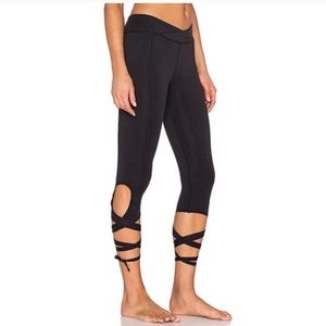 Free People Movement Turnout Yoga Leggings. Size M